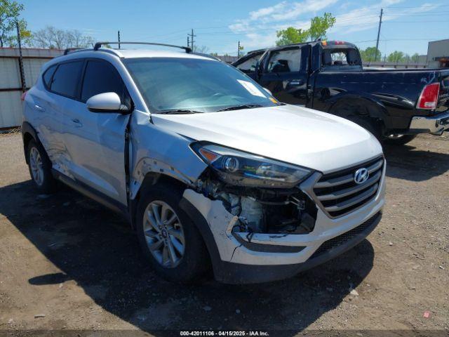  Salvage Hyundai TUCSON