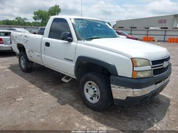  Salvage Chevrolet Silverado 2500