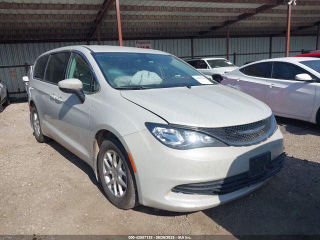  Salvage Chrysler Pacifica