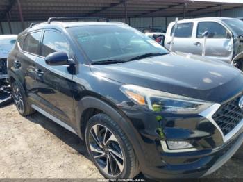  Salvage Hyundai TUCSON