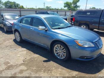  Salvage Chrysler 200