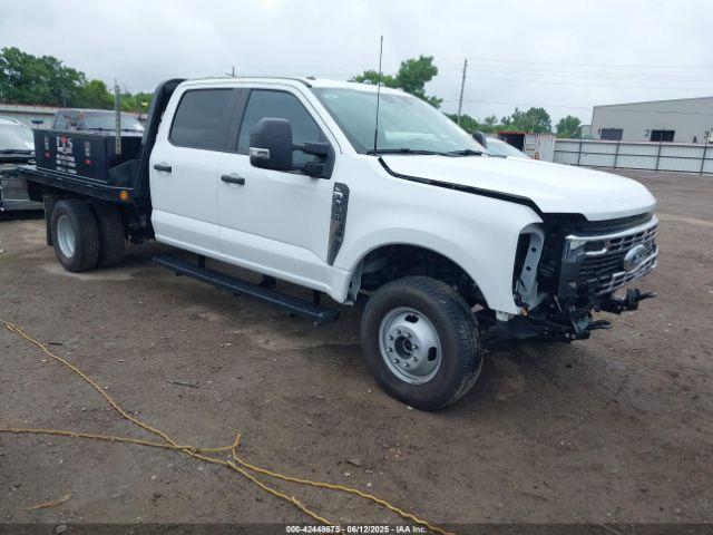  Salvage Ford F-350
