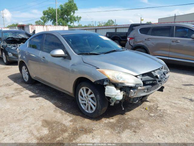  Salvage Mazda Mazda3
