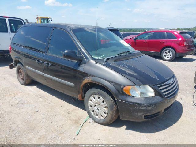  Salvage Chrysler Town & Country