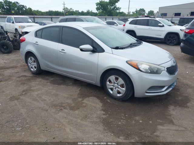  Salvage Kia Forte