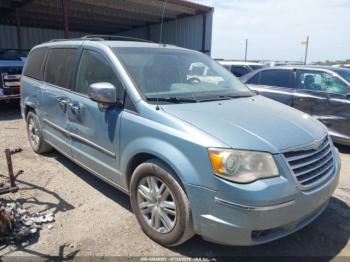  Salvage Chrysler Town & Country