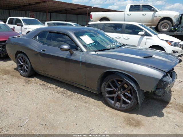  Salvage Dodge Challenger