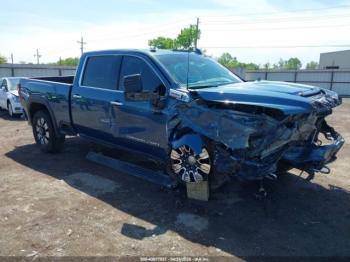  Salvage General Motors Sierra 2500HD
