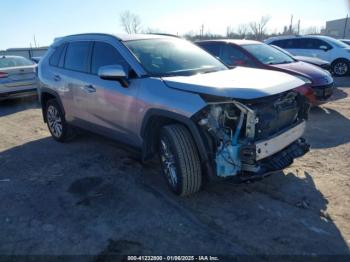  Salvage Toyota RAV4