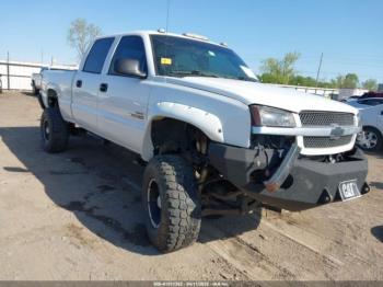  Salvage Chevrolet Silverado 2500