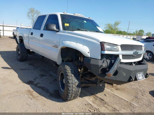  Salvage Chevrolet Silverado 2500