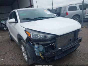  Salvage Hyundai TUCSON