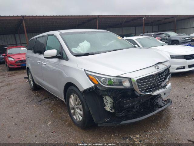  Salvage Kia Sedona