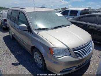  Salvage Chrysler Town & Country