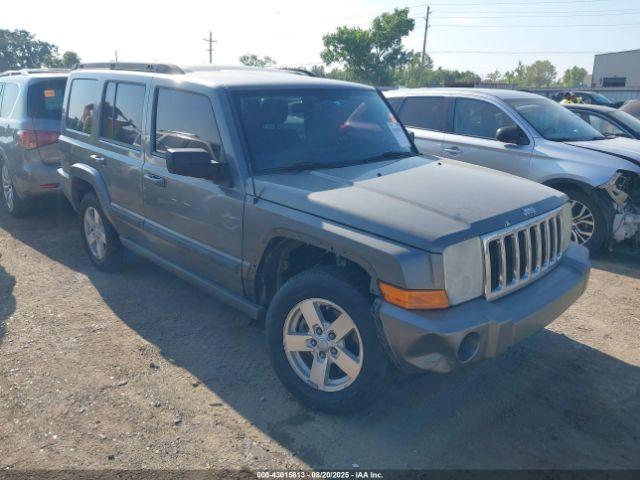  Salvage Jeep Commander