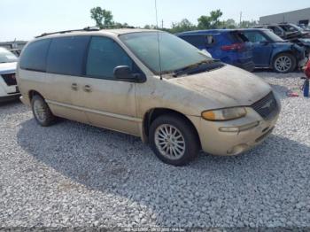  Salvage Chrysler Town & Country