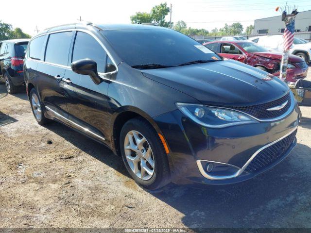  Salvage Chrysler Pacifica