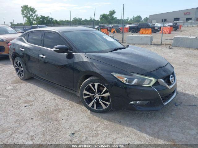  Salvage Nissan Maxima