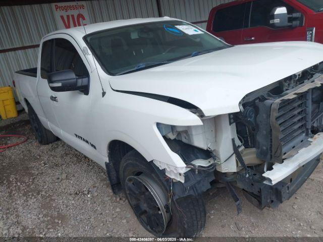  Salvage Nissan Titan