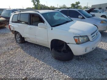  Salvage Toyota Highlander