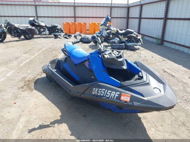  Salvage Sea-Doo Sea-doo Spark-trixx