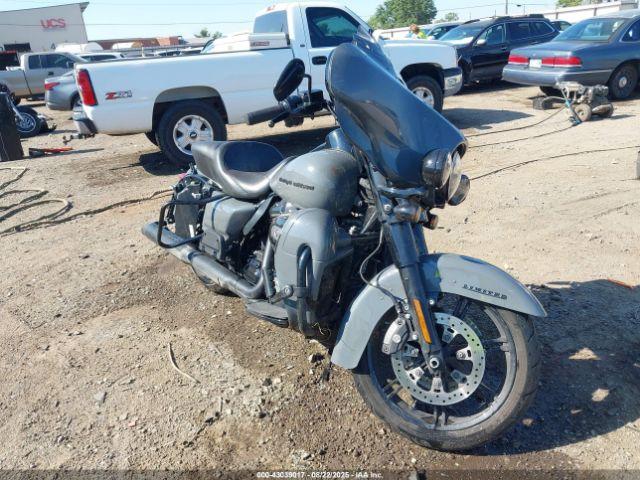  Salvage Harley-Davidson Flhtk