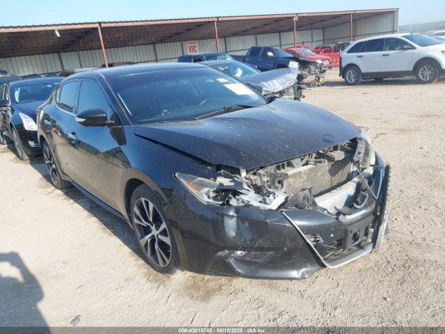  Salvage Nissan Maxima
