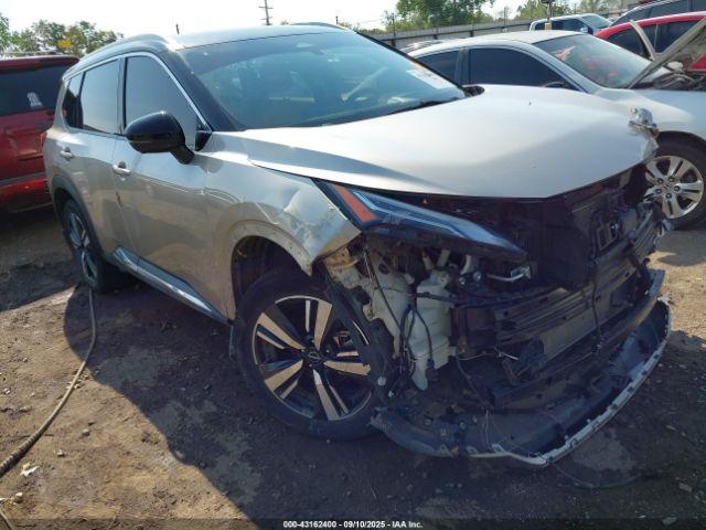  Salvage Nissan Rogue