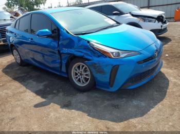  Salvage Toyota Prius
