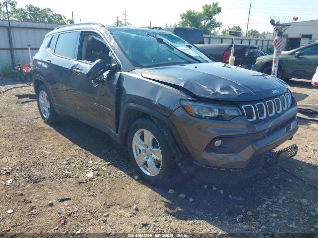  Salvage Jeep Compass