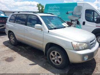  Salvage Toyota Highlander