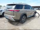 Nissan Pathfinder Platinum 4wd Image 10