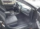 Toyota Camry Le Image 6