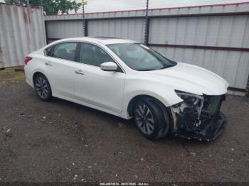  Salvage Nissan Altima