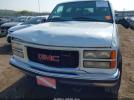 GMC Suburban 2500 Sl Image 2