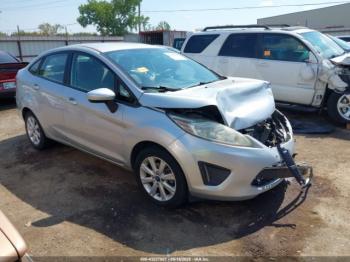  Salvage Ford Fiesta