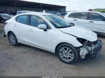  Salvage Toyota Yaris