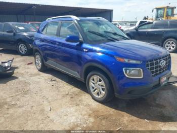  Salvage Hyundai VENUE