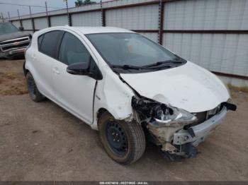  Salvage Toyota Prius c