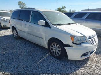  Salvage Chrysler Town & Country