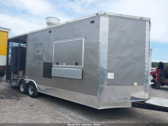  Salvage Freedom 22  Enclosed   Smoke