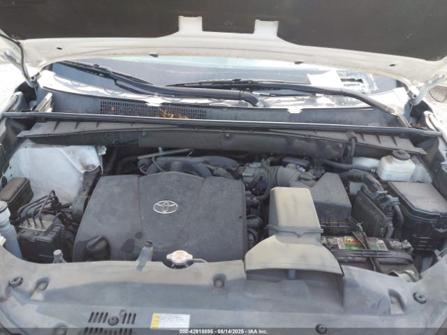 Toyota Highlander Le Image 14