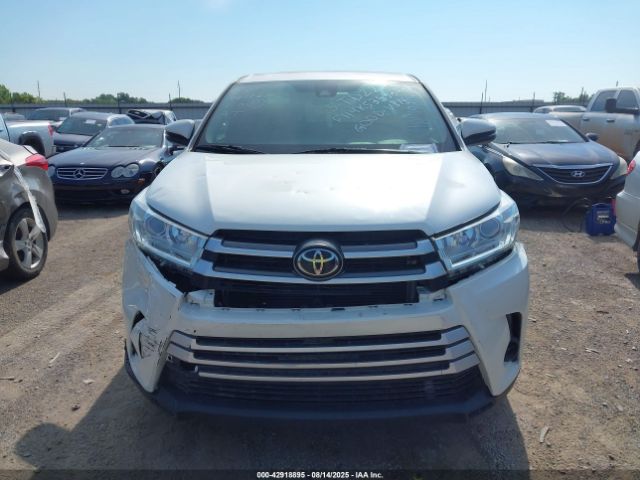 Toyota Highlander Le Image 7