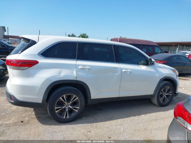 Toyota Highlander Le Image 9