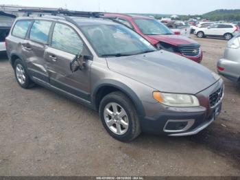 Salvage Volvo XC70