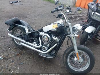  Salvage Harley-Davidson Flhc