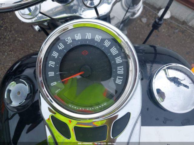 Harley-Davidson Flhc Image 6