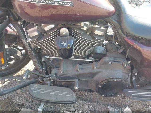 Harley-Davidson Flhxs Street Glide Special Image 12