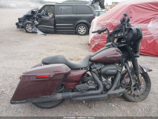 Harley-Davidson Flhxs Street Glide Special Image 11