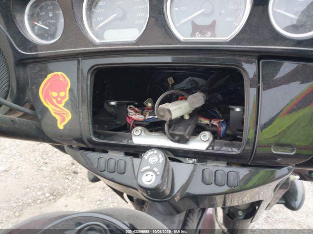 Harley-Davidson Flhxs Street Glide Special Image 5